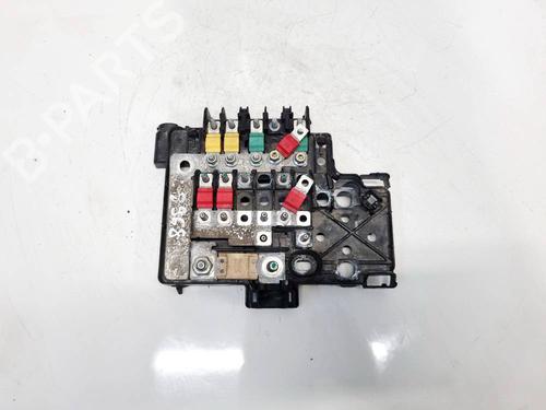 Used Fuse box TESLA MODEL S (5YJS) 85D AWD (421 hp) 32618563