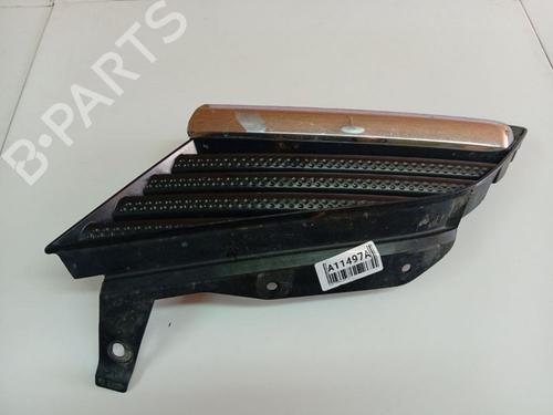 grille-nissan-primera-hatchback-p12-2002-36759786 main image