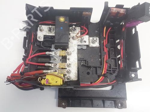 Used Fuse box Fuse box VW TOUAREG (7LA, 7L6, 7L7) 2.5 R5 TDI (174 hp) 33102825 33102825