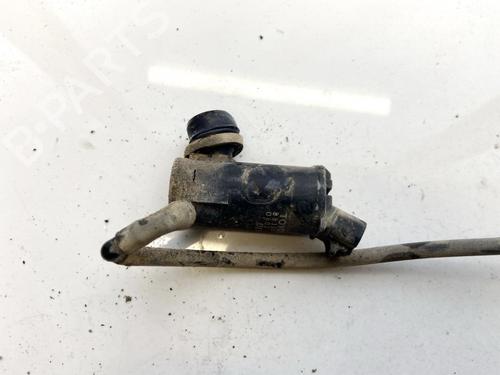 washer-pump-toyota-rav-4-ii-_a2_-2000-2001-2002-2003-2004-2005-35476667 main image