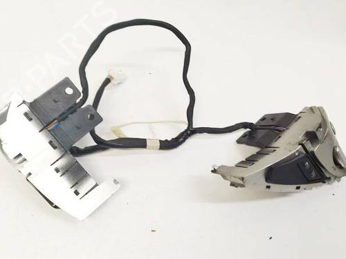 Used Steering wheel controls Steering wheel controls 35032592 35032592