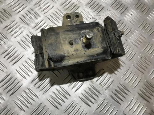 Used Engine mount Engine mount NISSAN NAVARA (D22) 2.5 D 4x4 (133 hp) 33500287 33500287