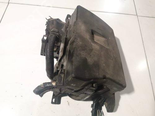Used Fuse box Fuse box 32541310 32541310