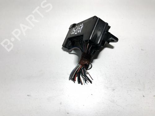 Used Fuse box Fuse box 33505029 33505029