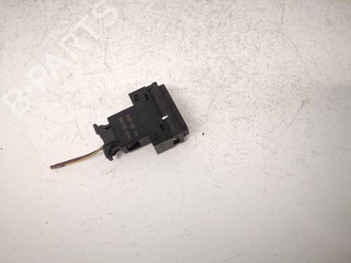 Switch VW GOLF V (1K1) 1.9 TDI | BP38161298I30 - Image 3