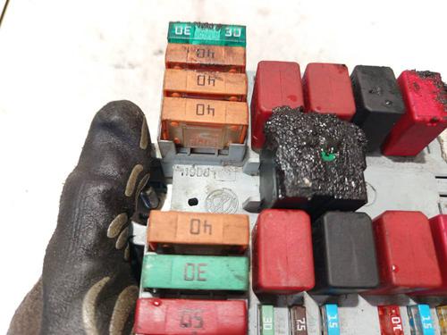 Fuse box CITROËN JUMPER II Van 2.2 HDi 130 | BP32562309E1 - Image 3