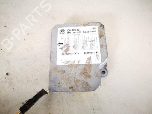 Used ECU airbags ECU airbags 32951002 32951002