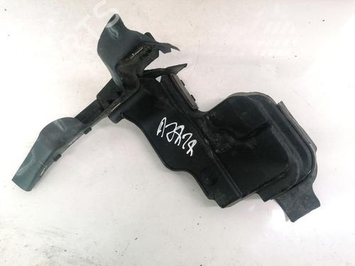 other-toyota-auris-_e18_-2012-2013-2014-2015-2016-2017-2018-2019-32902616 main image