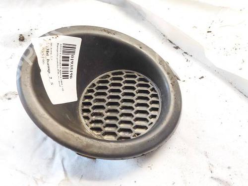 Used Grille Grille 35284052 35284052