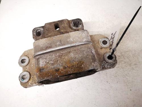 Used Engine mount Engine mount VW GOLF V (1K1) 1.9 TDI (105 hp) 32925096 32925096