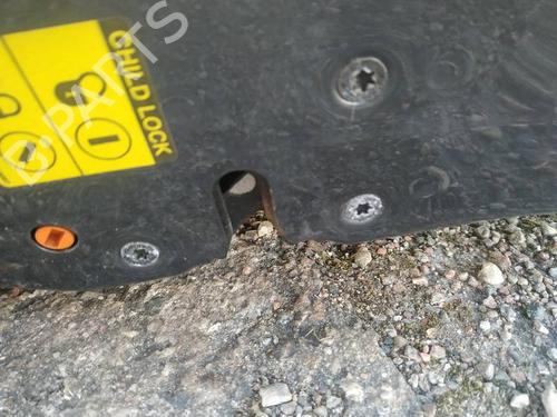 Venstre bagtil lås Venstre bagtil lås VOLVO S60 I (384) D5 (163 hp) 35357815 35357815