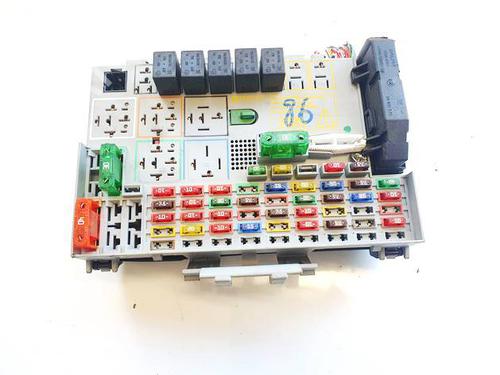 Used Fuse box Fuse box OPEL ASTRA G Hatchback (T98) 1.6 16V (F08, F48) (101 hp) 33223597 33223597