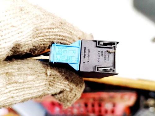 Electronic module BMW 3 (E90) 320 i | BP40485484M83 - Image 4