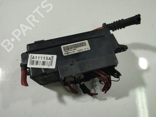 Used Fuse box MINI MINI (R50, R53) Cooper (116 hp) 32968904