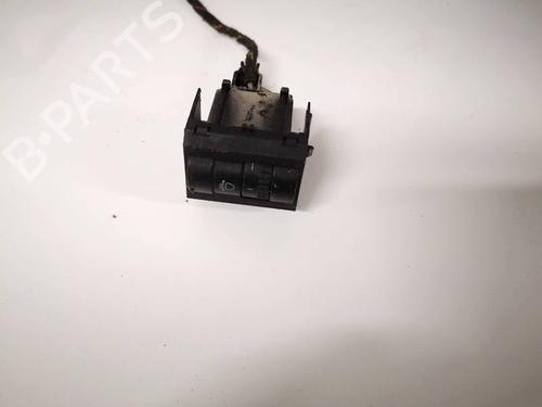 switch-skoda-roomster-5j7-2006-2007-2008-2009-2010-2011-2012-2013-2014-2015-34861810 main image