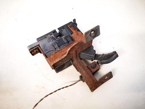 Fuse box HYUNDAI ix35 (LM, EL, ELH) 1.7 CRDi | BP32878171E1 - Image 2