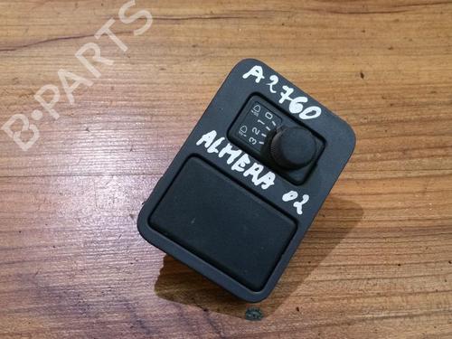 Used Switch Switch NISSAN ALMERA II Hatchback (N16) 1.8 (114 hp) 35648628 35648628
