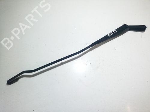 Used Front windshield wiper arm Front windshield wiper arm VW GOLF III (1H1) 1.6 (101 hp) 33507702 33507702