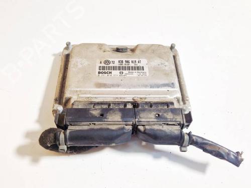Used Engine control unit (ECU) Engine control unit (ECU) VW BORA I (1J2) 1.9 TDI (101 hp) 32571688 32571688