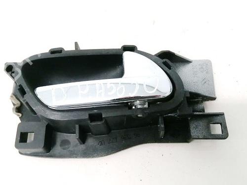 Used Front right interior door handle Front right interior door handle 35616125 35616125