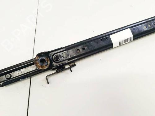 Used Support Support TOYOTA YARIS (_P1_) 1.4 D-4D (NLP10_, NLP10R) (75 hp) 32608188 32608188