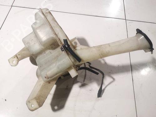 Sprinklertank Sprinklertank TOYOTA YARIS (_P9_) 1.5 (NCP91_, NCP91R) (109 hp) 34763310 34763310