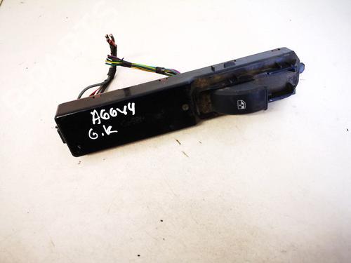 Used Switch Switch SAAB 9-3 (YS3F, E79, D79, D75) 2.2 TiD (125 hp) 32874708 32874708