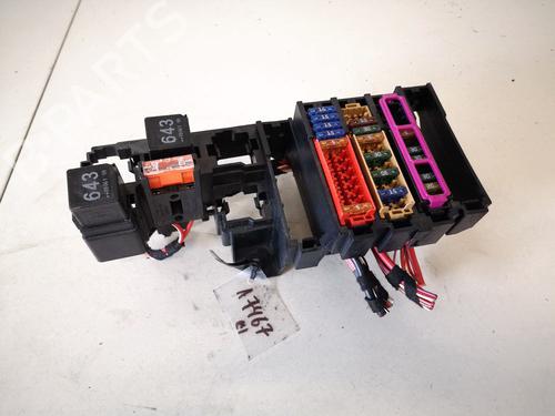 fuse-box-audi-a4-b8-8k2-2007-2008-2009-2010-2011-2012-2013-2014-2015-2016-2017-32906371 main image