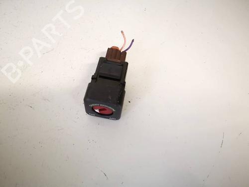 switch-peugeot-508-i-8d_-2010-2011-2012-2013-2014-2015-2016-2017-2018-32561330 main image