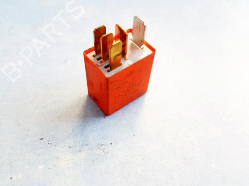 Electronic sensor TOYOTA YARIS (_P1_) 1.0 (SCP10_, SCP10R) | BP33109653M84 - Image 2