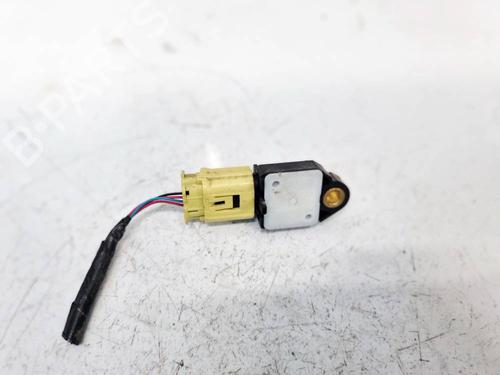 Used Electronic module Electronic module TOYOTA YARIS (_P9_) 1.4 D-4D (NLP90_, NLP90R) (90 hp) 32583991 32583991