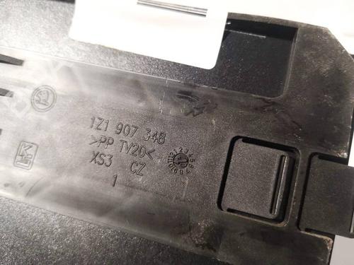 Fuse box SKODA OCTAVIA II (1Z3) 1.9 TDI | BP32576541E1  - Image 6