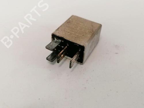 Electronic sensor VW CADDY III Box Body/MPV (2KA, 2KH, 2CA, 2CH) 1.9 TDI | BP33065381M84 - Image 2