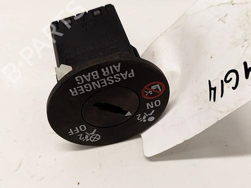 Used Switch Switch 39183258 39183258
