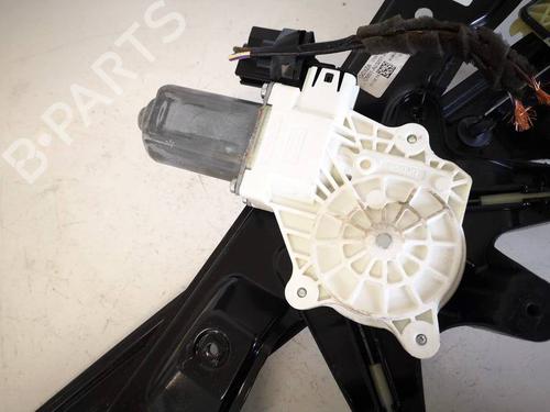 Used Left front window motor Left front window motor FORD FOCUS IV (HN) 1.0 EcoBoost (125 hp) 34760464 34760464