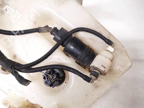 washer-pump-vw-golf-plus-v-5m1-521-2004-2005-2006-2007-2008-2009-2010-2011-2012-2013-35346972 main image