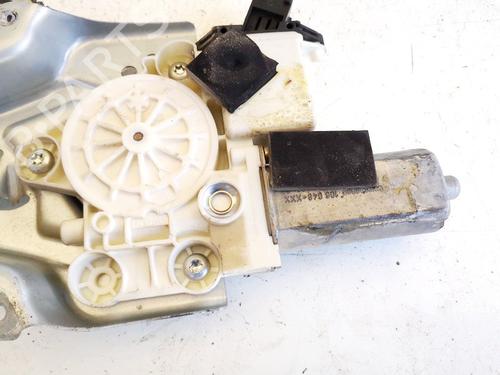 Used Right front window motor Right front window motor 35617471 35617471