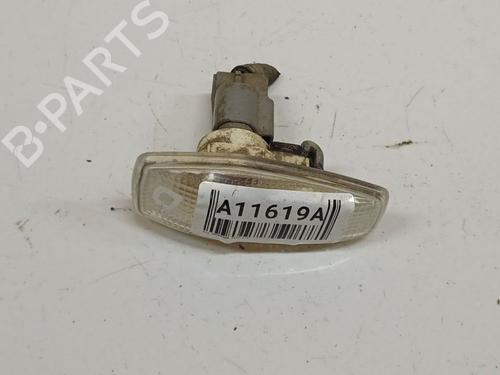 Used Right side indicator Right side indicator 38917439 38917439