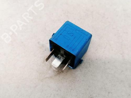Used Electronic sensor Electronic sensor OPEL INSIGNIA A (G09) 1.8 (68) (140 hp) 33070724 33070724