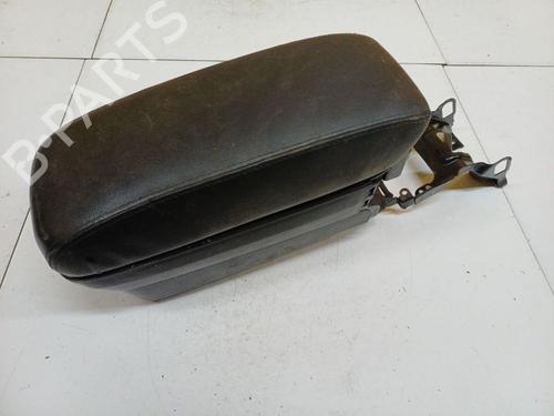 Used Armrest / Center console Armrest / Center console TOYOTA AVENSIS (_T25_) 2.0 D-4D (CDT250_, CDT250R) (116 hp) 40053068 40053068