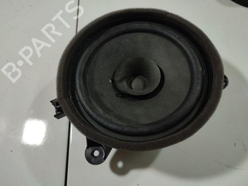 speaker-volvo-s40-ii-544-2003-2004-2005-2006-2007-2008-2009-2010-2011-2012-32553160 main image