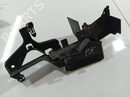 Used Front bumper bracket Front bumper bracket 34898337 34898337