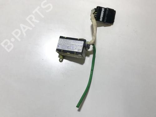 Used Electronic module Electronic module LEXUS IS I (_E1_) 200 (GXE10) (155 hp) 35707106 35707106