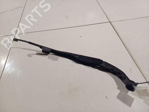 Used Rear windshield wiper arm Rear windshield wiper arm 34965168 34965168