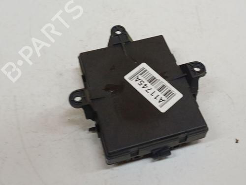 Used Electronic module Electronic module MERCEDES-BENZ B-CLASS Sports Tourer (W245) B 180 CDI (245.207) (109 hp) 39545640 39545640