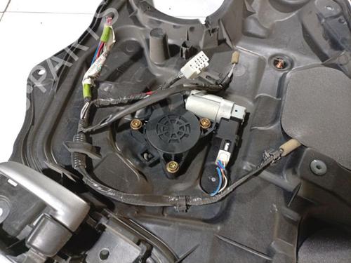 Used Left rear window motor Left rear window motor MAZDA 3 (BK) 1.6 (BK14) (105 hp) 34754840 34754840