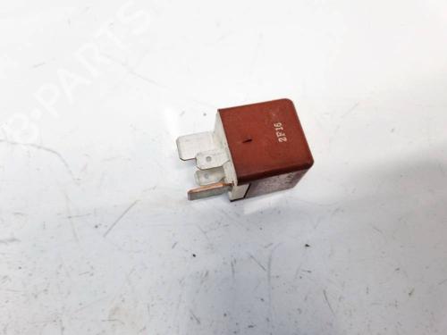 Electronic sensor TOYOTA COROLLA Saloon (_E12_) 2.0 D-4D (CDE120_, CDE120R) | BP32581456M84 - Image 2