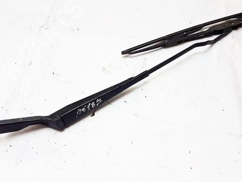 Used Front windshield wiper arm Front windshield wiper arm VW GOLF III (1H1) 1.9 SDI (64 hp) 33525508 33525508