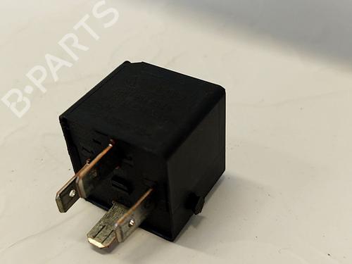 Electronic sensor SKODA SUPERB II (3T4) 2.0 TDI | BP33098154M84 - Image 3