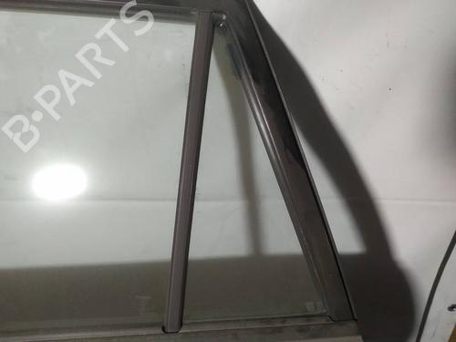 Panel rude bagtil venstre Panel rude bagtil venstre 35173942 35173942